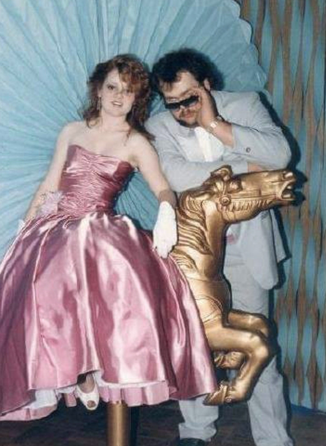 27 ‘80s Prom Photos That Will Have You Retroactively Coughing From Hairspray Fumes